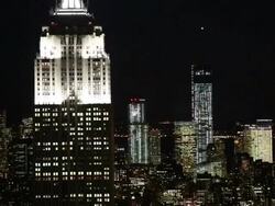 Organization Meets To Settle Tallest Building Debate Between One World Trade And Willis Tower Stock Footage