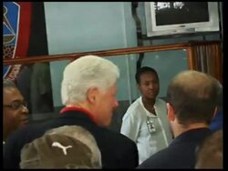 WRAP Former US President arrives, visits police station ADDS bites Instructional Video