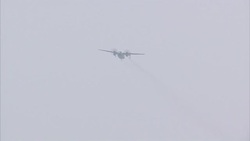 C-2A Greyhound landing on USS Carl Vinson News Clip