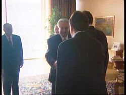 Former Yugoslavia - Arrival Bildt; Visit Holbrooke News Clip