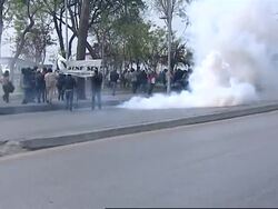 More clashes between police and May Day protestors, bomb squad Instructional Video