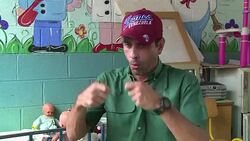 VOICED : Capriles anuncia nueva etapa de protestas por el revocatorio News Clip