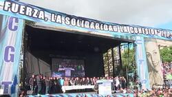 CLEAN : Argentines in mass protest against layoffs News Clip