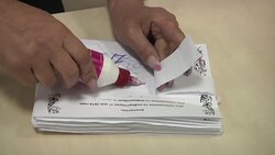 Polling stations close early in Slovyansk amid tensions News Clip