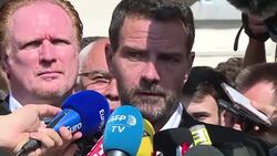 VOICED : Condenan a exbroker frances Kerviel a pagar un millon de euros News Clip