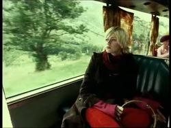 Singer Billie Piper and radio star Chris Evans get married News Clip