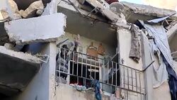 CLEAN : Syria regime steps up fierce Aleppo assault News Clip