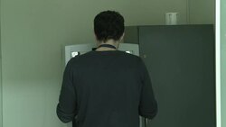 VOICED : A la caza del dolar Colonia News Clip