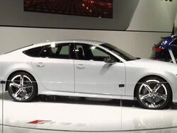 2014 Audi RS 7 Sportback montage Stock Footage