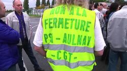 Last car produced at PSA Peugot Citroen's Aulnay sous Bois plant News Clip