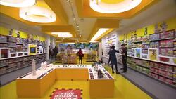 Sadiq Khan Opens New London Lego Store News Clip
