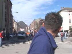 French troops hurl grenade, Thaci comment on death of Ukrainian policeman News Clip