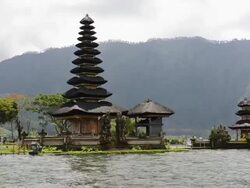 MS Shot of Pura Ulun Danu temple at Lake Bratan / Bedugul, Bali, Indonesia   Stock Footage