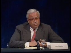 UK: LONDON/FRANKFURT STOCK EXCHANGES MERGER (2) News Clip