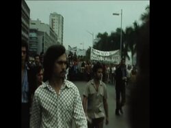 SYND 5 8 75 WHITE SETTLERS DEMONSTRATION IN LUANDA News Clip