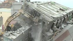 CLEAN : Taiwanese rescuers search for quake victims News Clip