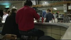 Republican rivals criss-cross Ohio in campaigning ahead of Super Tuesday News Clip