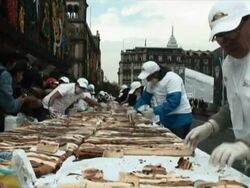 CLEAN: Mexico city bakes a 720-meter cake News Clip
