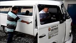 CLEAN : Soldiers and health agents go after mosquitoes in Sao Paulo News Clip