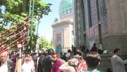 CLEAN : Iranians queue up outside polling stations News Clip