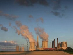 big power plant Stock Footage