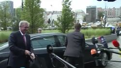 CLEAN : EU ministers seek deal to end migrant quota row News Clip