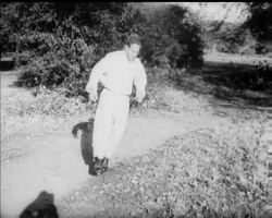 MIDDLEWEIGHTS PREPARED TO MIX IT News Clip