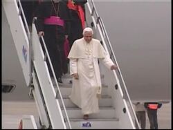 Pope arrives in Sao Paulo, welcomed by Lula,, joint presser News Clip