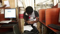 CLEAN : Ethiopia mobile internet still off after a week News Clip