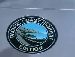 2007 Chrysler PT Cruiser Pacific Coast montage Stock Footage