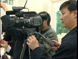 Ministry of Commerce reacts to EU tarifs on Chinese shoes Instructional Video