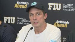 CLEAN : Cousteau grandson resurfaces after 31 days underwater (2) News Clip