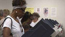 CLEAN : Ohio voters cast early ballots in 2016 election News Clip