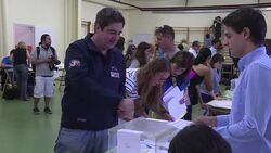 CLEAN : Catalonia vote opens with separatists tipped to win News Clip