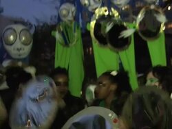 Puppets and dancers at the NYC halloween parade Stock Footage
