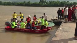 Rescuers lack equipment, manpower to locate fuselage and bodies Instructional Video