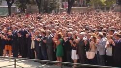 Miles acuden a homenaje a víctimas en Barcelona News Clip