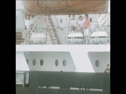 SYND 8 5 75  TWO GERMAN SHIPS THROUGH SUEZ CANAL News Clip