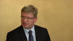 Enlargement commissioner Fule comments after meeting Truchynov; US welcomes moves by pro-Russian forces News Clip