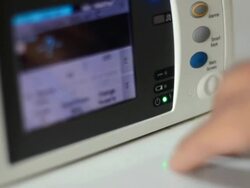 vital signs monitor Stock Footage