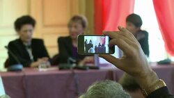 CLEAN : French honour Malala as father News Clip