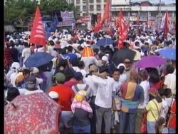 PHILIPPINES: HUNDREDS PROTEST AGAINST STATE ECONOMIC POLICY News Clip