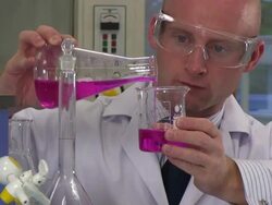 Beaker n test tube Stock Footage