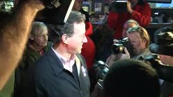 CLEAN: Surging Republican Santorum aims for a top two finish in Iowa News Clip