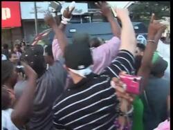 Fans of pop legend Michael Jackson gathered at the Apollo Theatre in Harlem to remember and celebrate Jackson's life.  Fans said today should be a celebration and not a time to mourn.  The Associated Press' Bonny Ghosh has more from Harlem News Clip