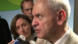 CLEAN: Greenpeace breaches French nuclear plant security News Clip