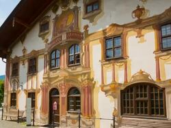 Central Oberammergau, Pilatushaus, steady cam Stock Footage