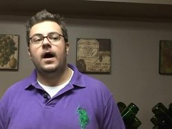 CLEAN: Wine connoisseurs craft own vintage News Clip