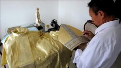 CLEAN : Colombian tailor works News Clip