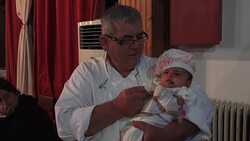 CLEAN : Dejected and weary refugees in Greece choose relocation News Clip